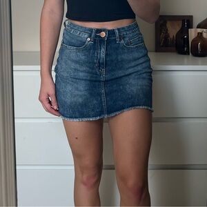 MINI JEAN SKIRT (size: women’s small)